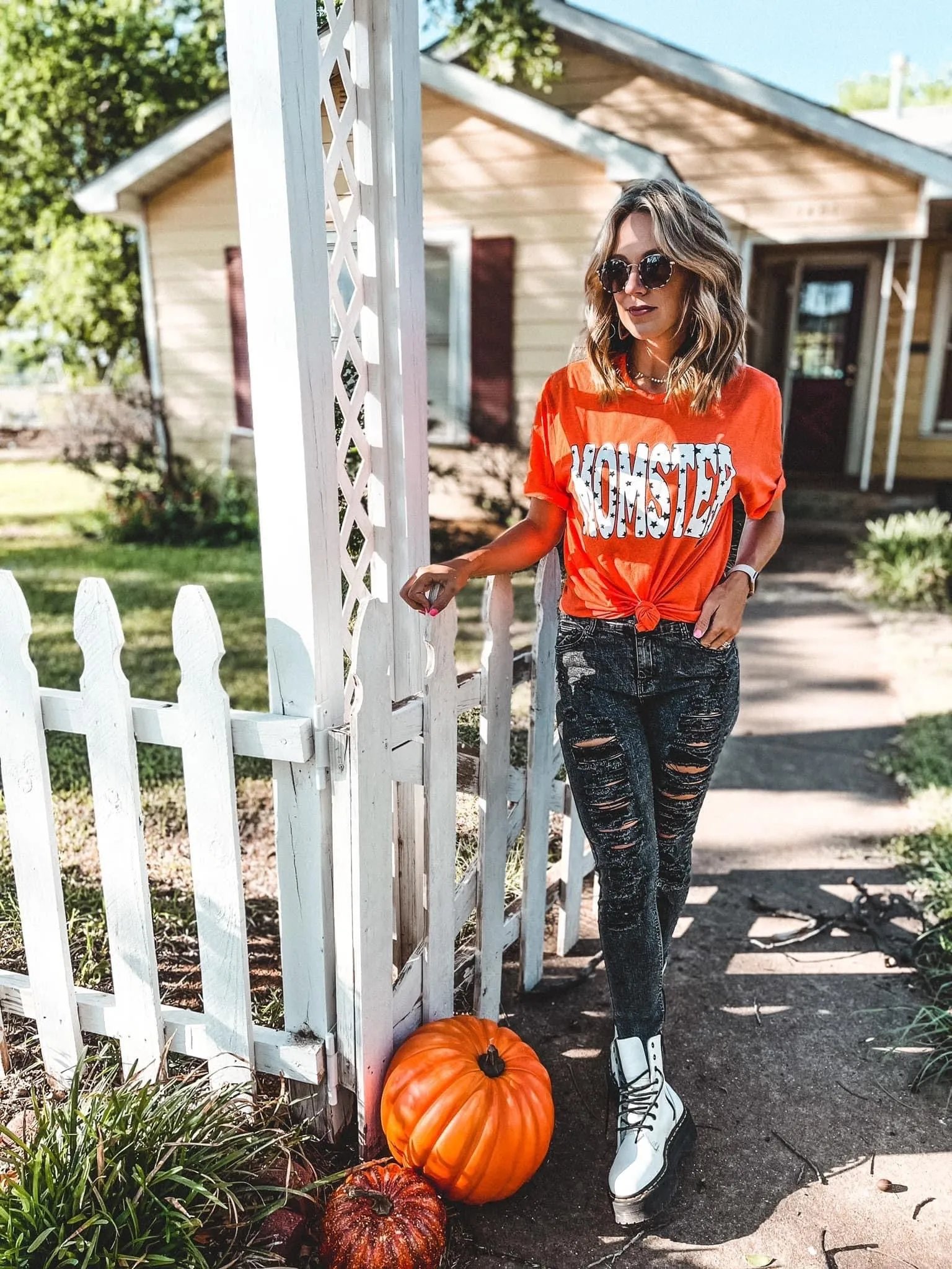Momster tee