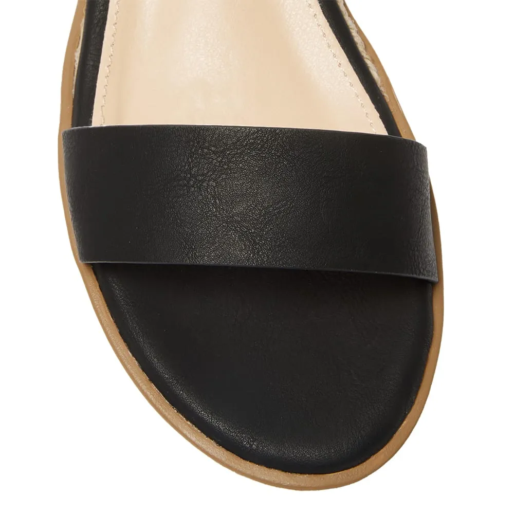 Verona Wedge in Black Smooth